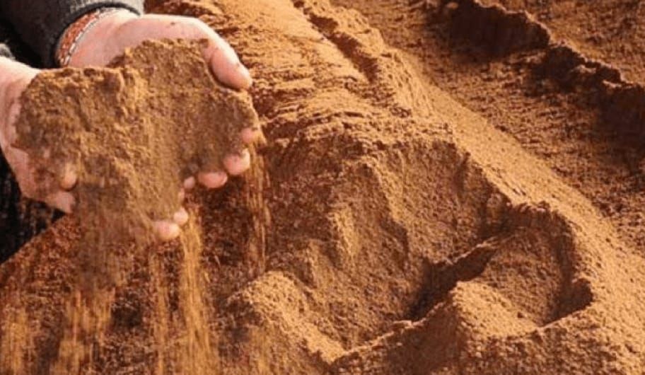 3.200 Ton Bungkil Sawit dari Sulbar Meluncur ke China - sawitsetara.co